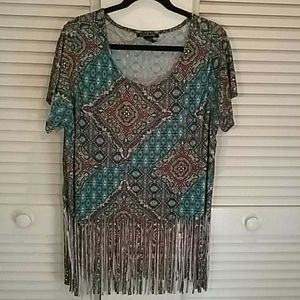 🌸Super Fun Print Top NWOT